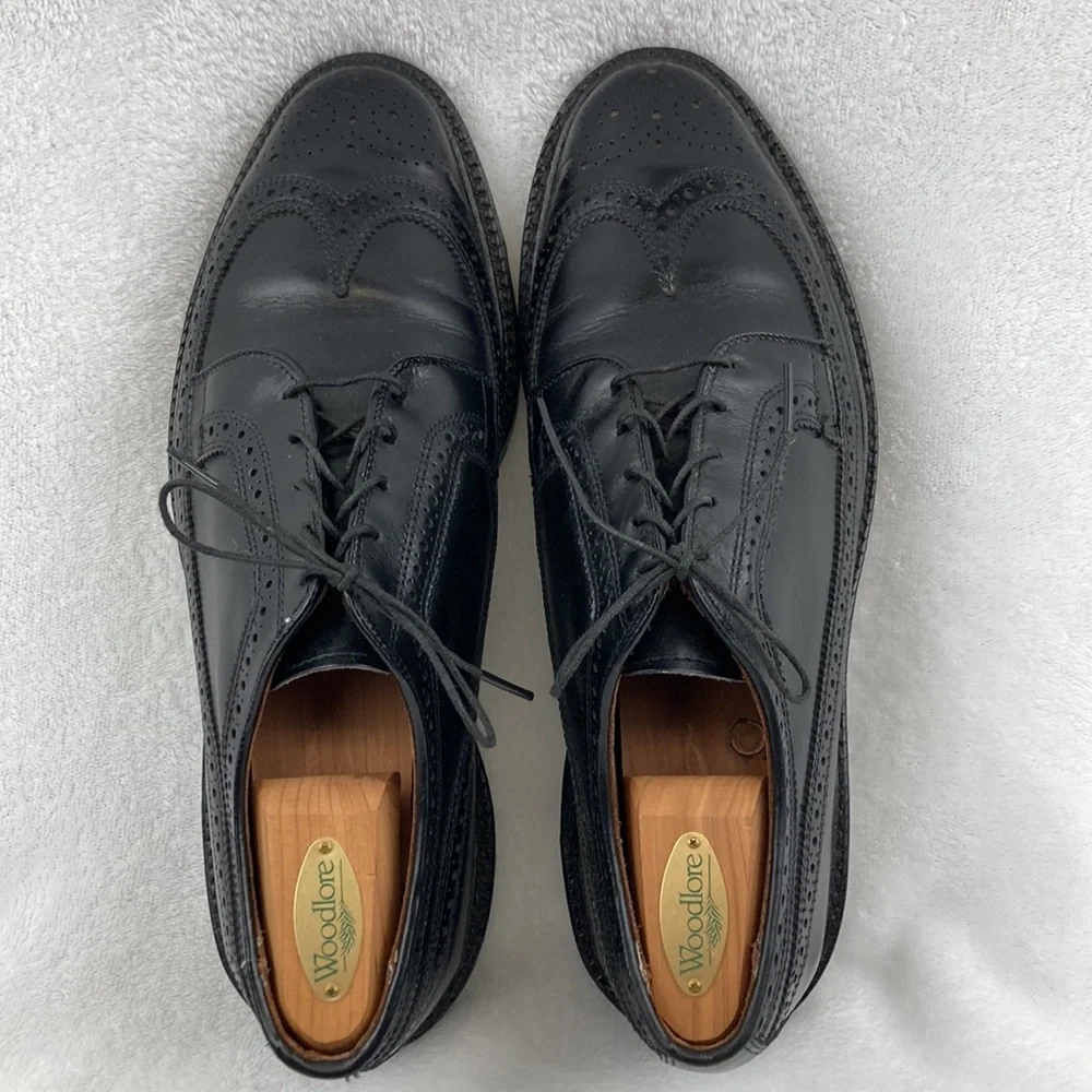 Allen Edmonds Men’s MacNeil Black Leather Wingtip Oxford with Cedar Shoe Trees 9